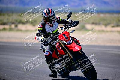 media/Mar-25-2024-Moto Forza (Mon) [[8d4319bd68]]/4-Novice Group/Session 3 (Turn 16 Inside)/